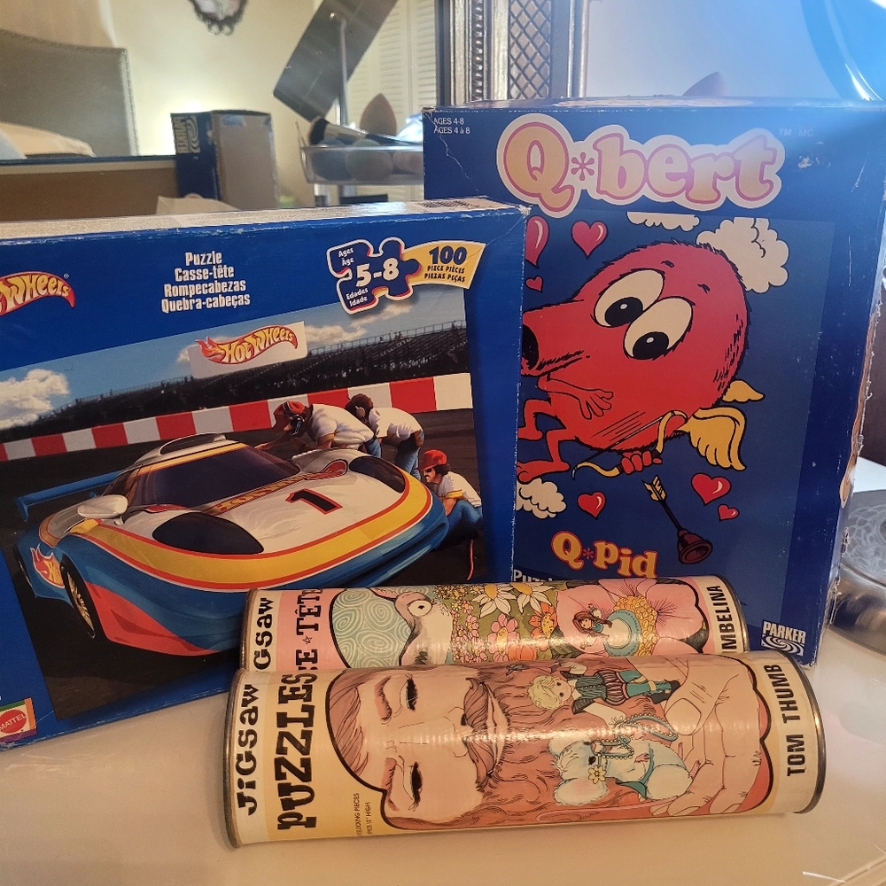 Bundle of 4 Vintage Jigsaw Puzzles